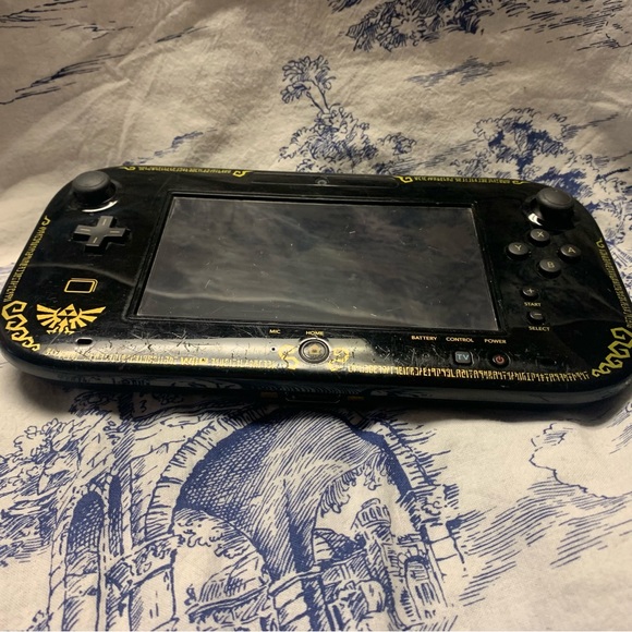 Nintendo WII U LEGEND OF ZELDA WIND WAKER HD GAMEPAD CONTROLLER ONLY WUP-010 - Picture 4 of 9